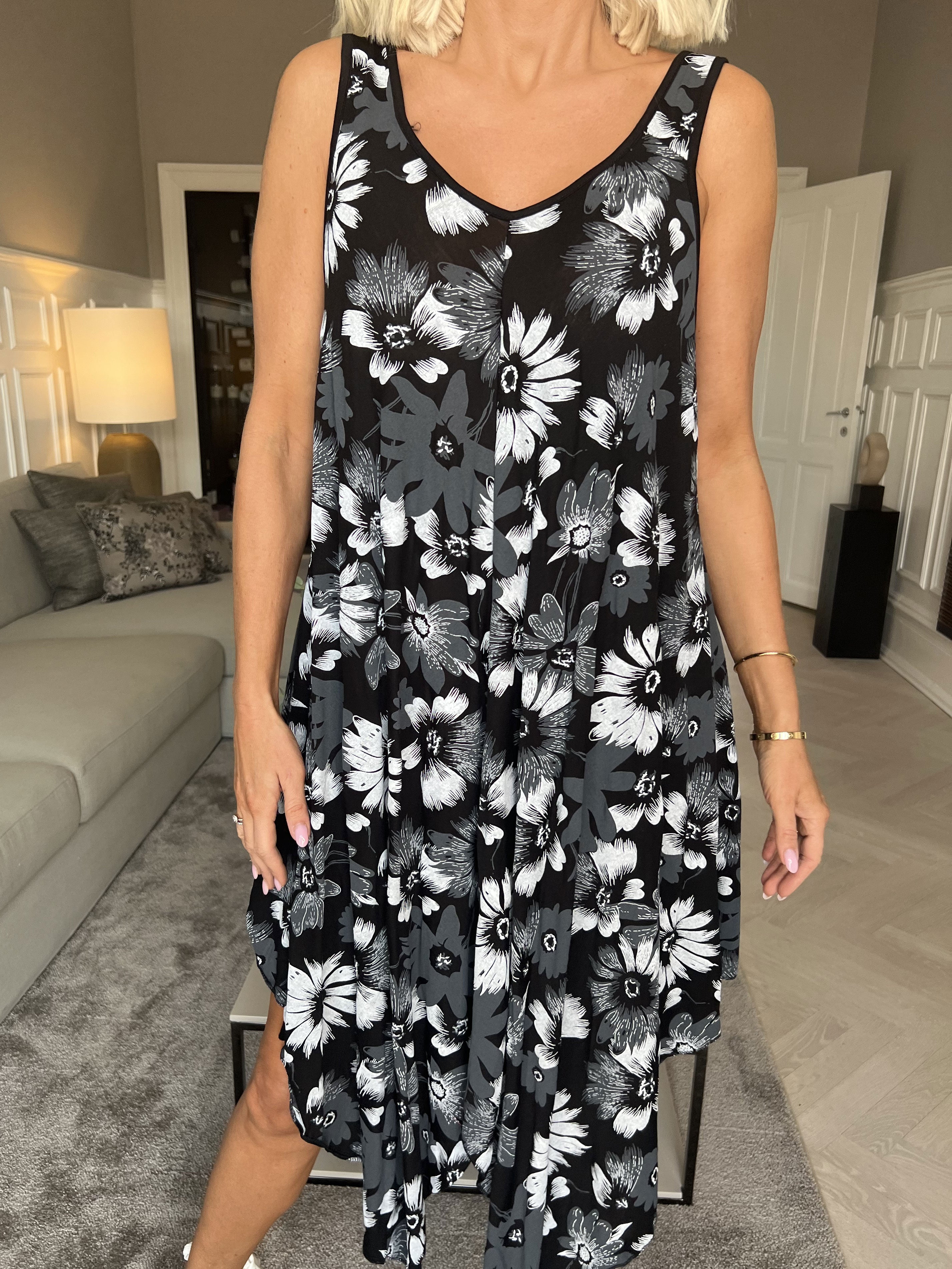 Blair - Luftig kjole i viskose med blomsterprint